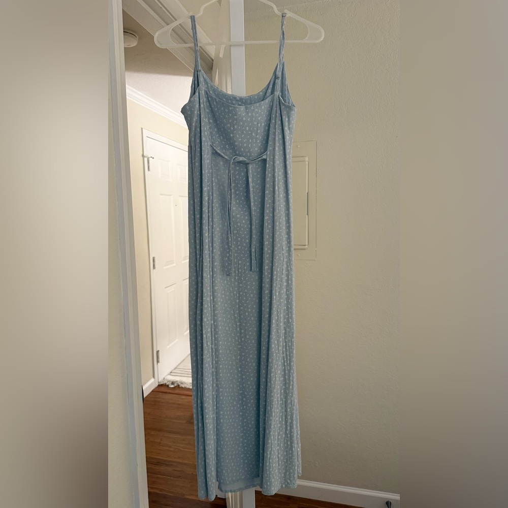 Brandy Melville Floral Midi Dress